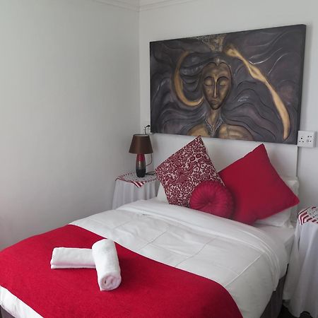 Hotel Bread & Barrel Palazzo Blouberg à Bloubergstrand Extérieur photo