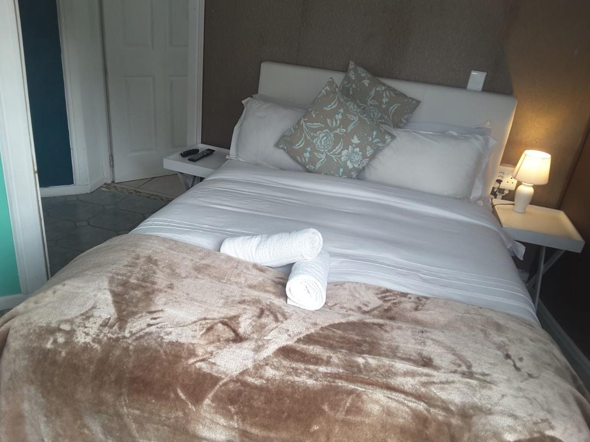 Hotel Bread & Barrel Palazzo Blouberg à Bloubergstrand Extérieur photo