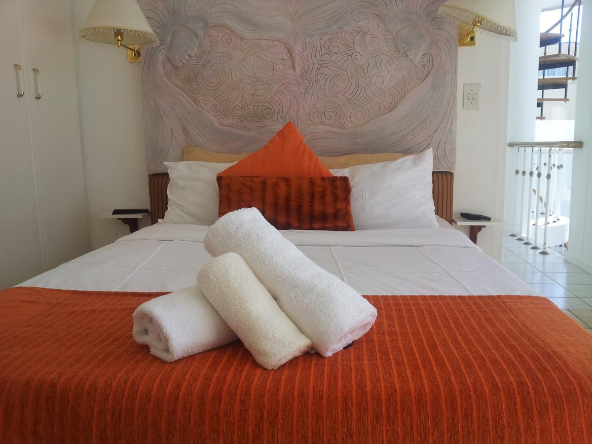 Hotel Bread & Barrel Palazzo Blouberg à Bloubergstrand Extérieur photo